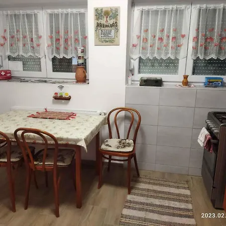 Holiday home In - Ostungarn 44896 Kisnana